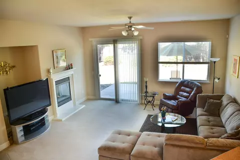 602 Rivercrest Pkwy, Redding, CA 96002 photo 5