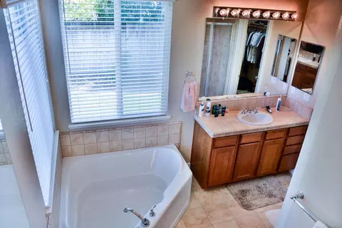 602 Rivercrest Pkwy, Redding, CA 96002 photo 13