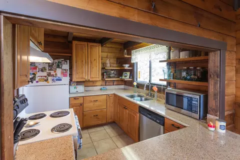 14407 Green Dr, Red Bluff, CA 96080 photo 9