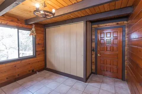 14407 Green Dr, Red Bluff, CA 96080 photo 2