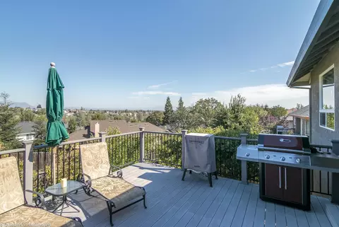 1038 Rollingview Dr, Redding, CA 96003 photo 28
