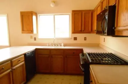 1901 Charade Way, Redding, CA 96003 photo 8