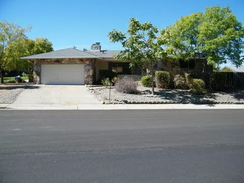 4090 Meander Dr, Redding, CA 96001 photo 1