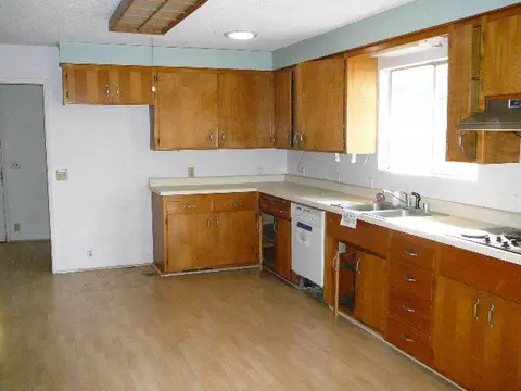 4090 Meander Dr, Redding, CA 96001 photo 10