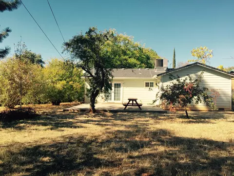 2145 Martian Way, Redding, CA 96002 photo 15