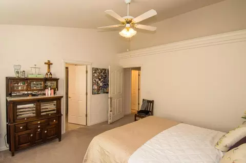 1735 Record Ln, Redding, CA 96001 photo 9