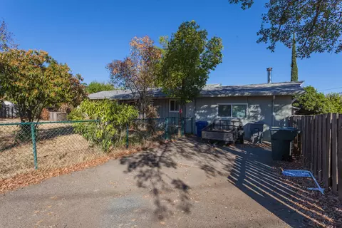 2297 Oxford Rd, Redding, CA 96002 photo 17