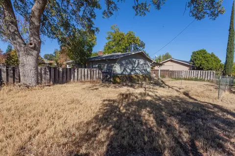 2297 Oxford Rd, Redding, CA 96002 photo 16
