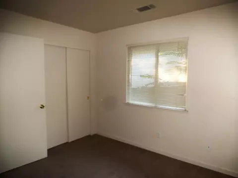 1751 Logan St, Redding, CA 96001 photo 11