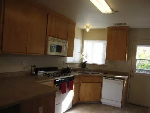 1751 Logan St, Redding, CA 96001 photo 3