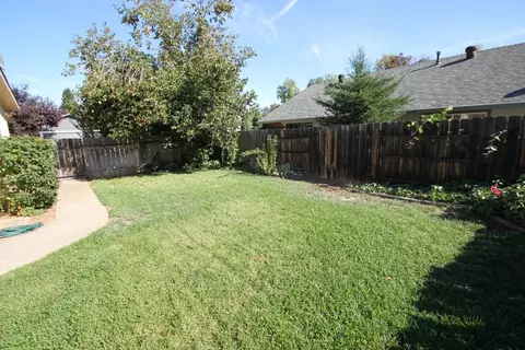 405 Mammoth Path, Redding, CA 96003 photo 19