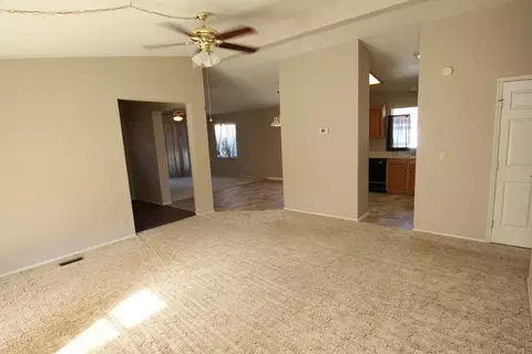 405 Mammoth Path, Redding, CA 96003 photo 7