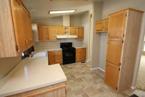 405 Mammoth Path, Redding, CA 96003 photo 4