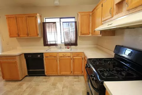 405 Mammoth Path, Redding, CA 96003 photo 6