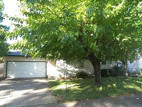 3744 Mercury Dr, Redding, CA 96002 photo 1