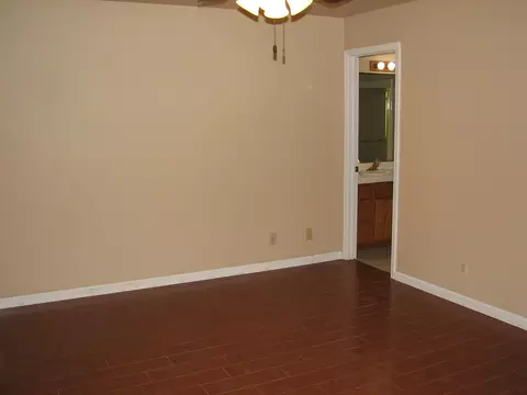 2494 Castlewood Dr, Redding, CA 96003 photo 6