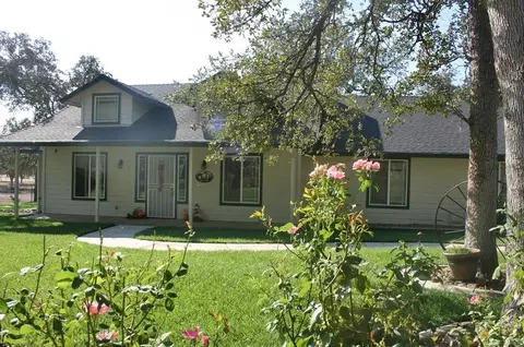 24433 Dersch Rd, Anderson, CA 96007 photo 1