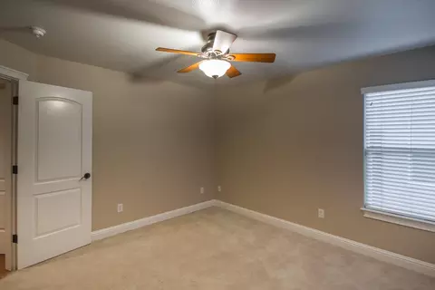3417 Cockerill Dr, Redding, CA 96002 photo 6