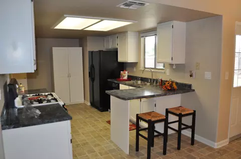 5328 Stonethrow Ct, Redding, CA 96003 photo 4