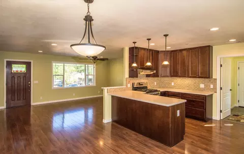 16149 Bush St, Redding, CA 96001 photo 8