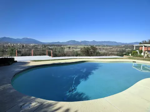 1640 Bechelli, Redding, CA 96002 photo 3