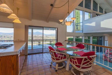 1640 Bechelli, Redding, CA 96002 photo 9