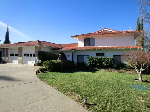 1640 Bechelli, Redding, CA 96002 photo 2