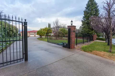 1640 Bechelli, Redding, CA 96002 photo 6