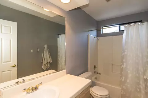 5835 Fairmont Dr, Redding, CA 96003 photo 12