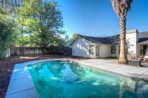 5835 Fairmont Dr, Redding, CA 96003 photo 14