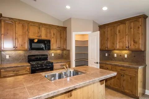 6565 Reflection St, Redding, CA 96001 photo 7
