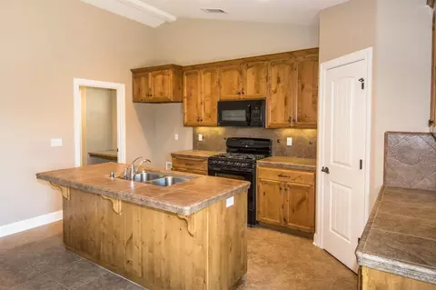 6565 Reflection St, Redding, CA 96001 photo 6
