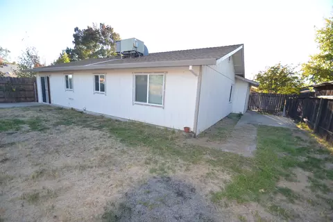 1223 Pershing St, Redding, CA 96003 photo 18