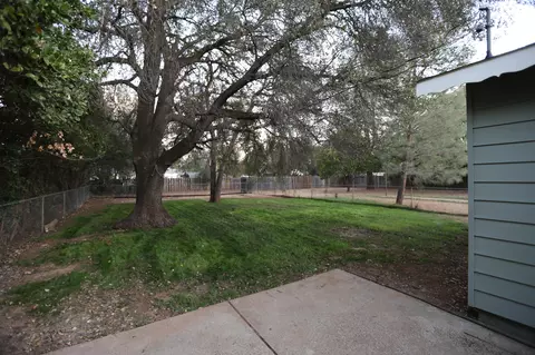 1357 Jeffries St, Anderson, CA 96007 photo 11