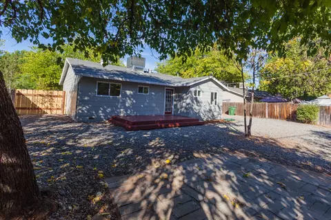 2269 Nebula St, Redding, CA 96002 photo 18