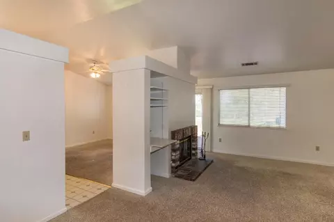 726 Lotus Ct, Redding, CA 96003 photo 8