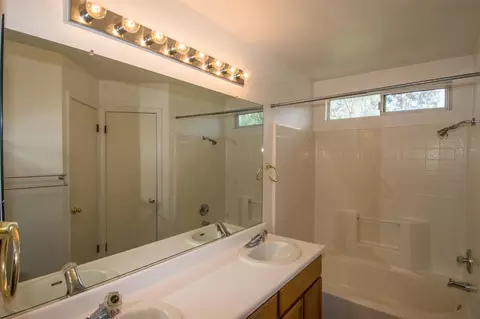 726 Lotus Ct, Redding, CA 96003 photo 20