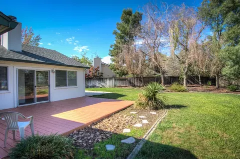 726 Lotus Ct, Redding, CA 96003 photo 34