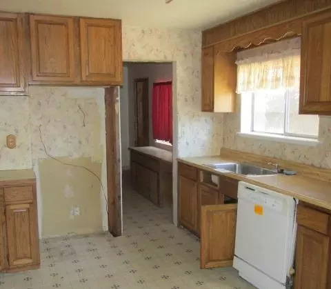 20335 Pine St, Burney, CA 96013 photo 15
