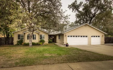 11380 Rugby Hill Dr, Redding, CA 96003 photo 1