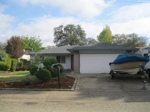 3416 Summit Dr, Redding, CA 96001 photo 1