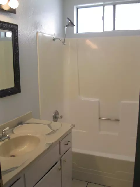 3416 Summit Dr, Redding, CA 96001 photo 9