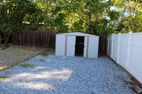 1105 A St, Redding, CA 96002 photo 14