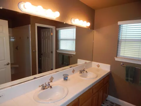 1060 Spring Ridge Dr, Redding, CA 96003 photo 34