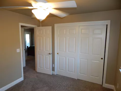 1060 Spring Ridge Dr, Redding, CA 96003 photo 29