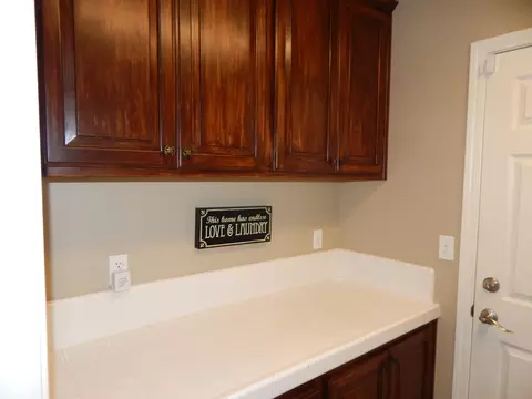 1060 Spring Ridge Dr, Redding, CA 96003 photo 22