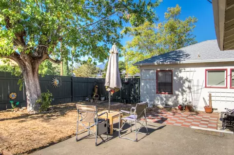 2563 Old Eureka Way, Redding, CA 96001 photo 19