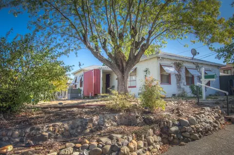 2563 Old Eureka Way, Redding, CA 96001 photo 1