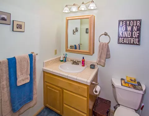715 Cascade Ct, Redding, CA 96001 photo 17