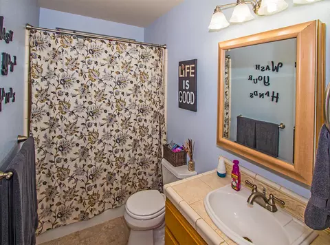 715 Cascade Ct, Redding, CA 96001 photo 16
